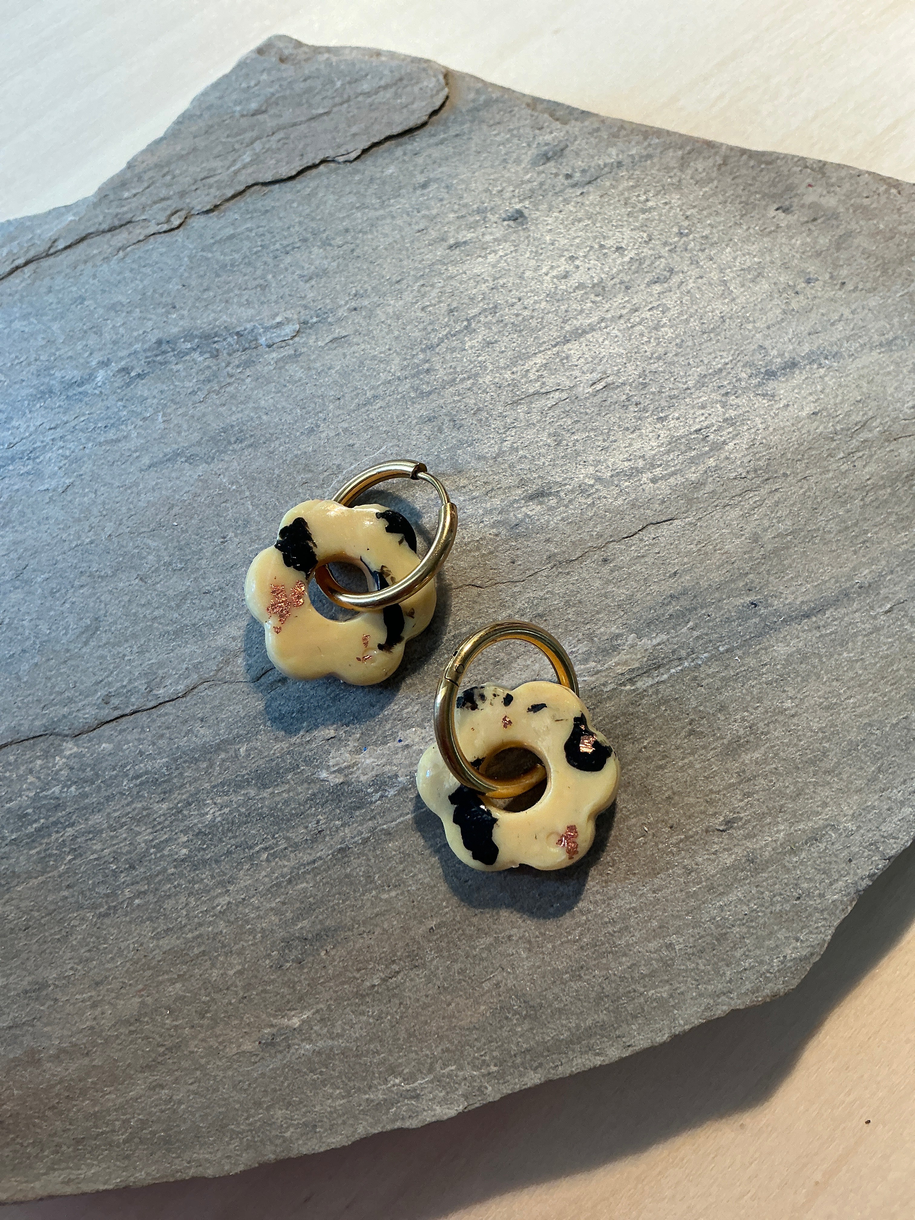 Small flower créoles