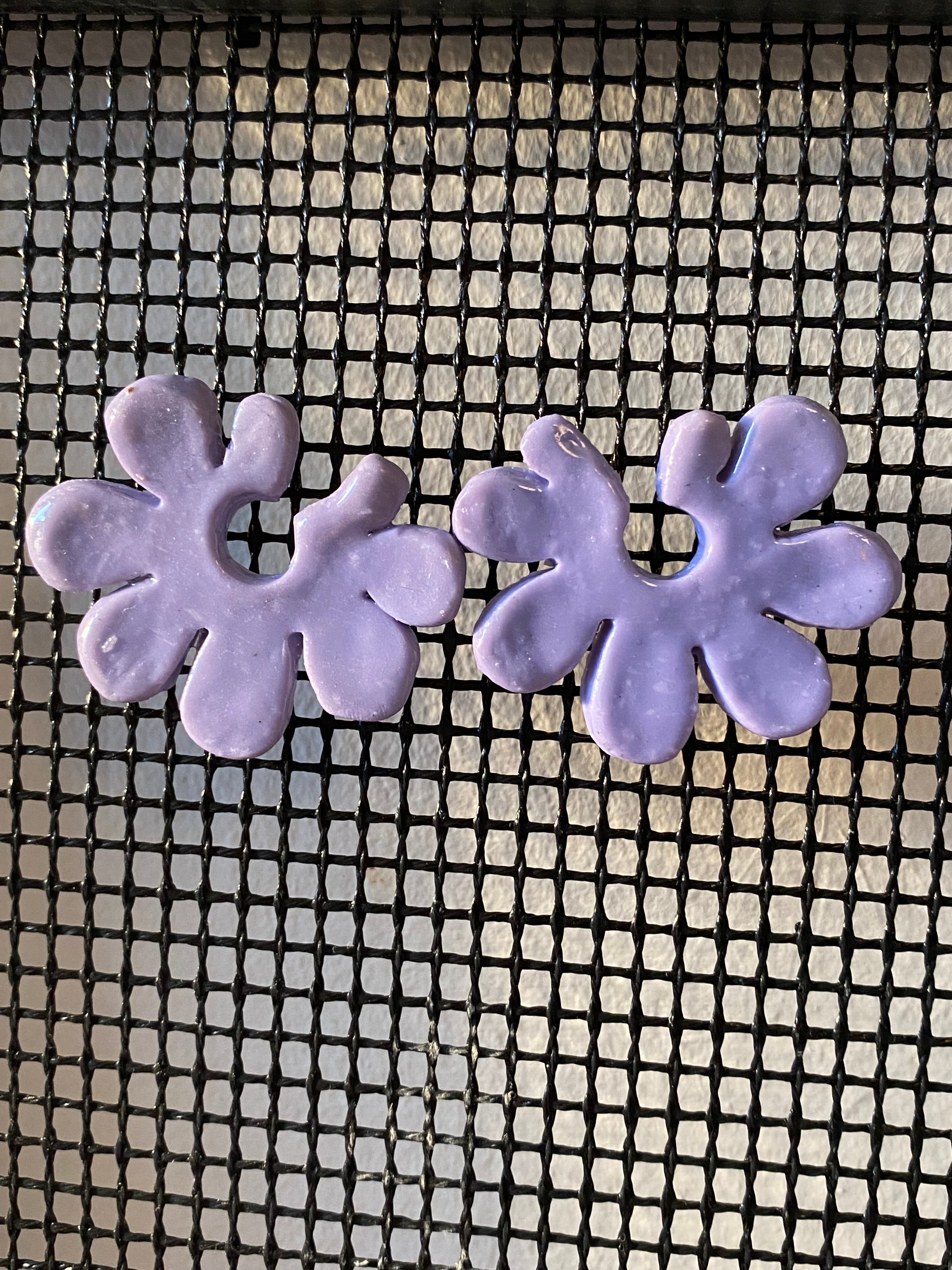 Violette cosmique clou